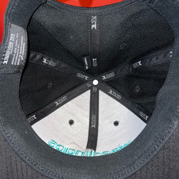 Weedmaps hat - Picture 5 of 5